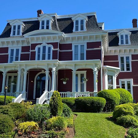 Blomidon Inn Вулфвилл Экстерьер фото