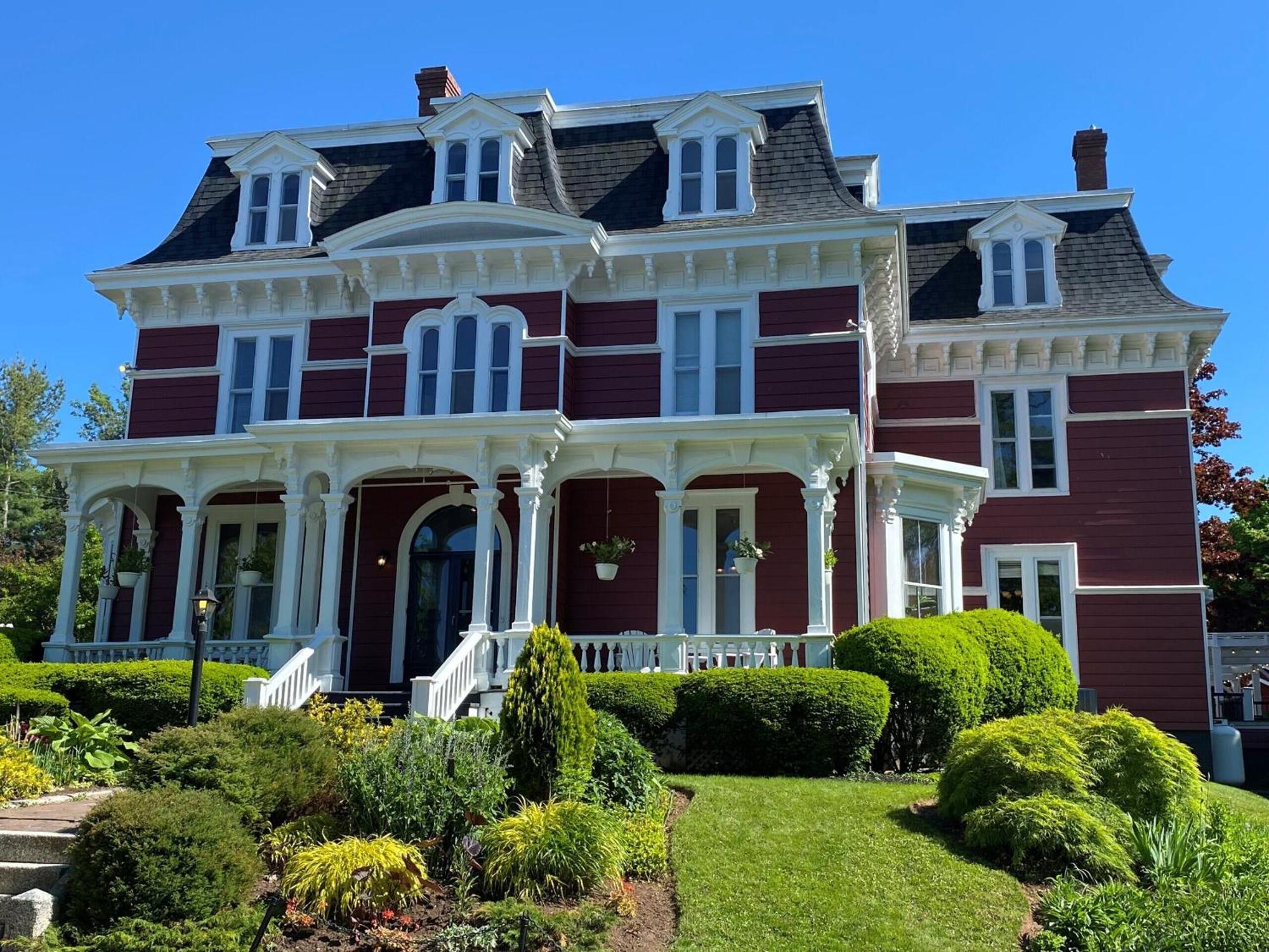 Blomidon Inn Вулфвилл Экстерьер фото